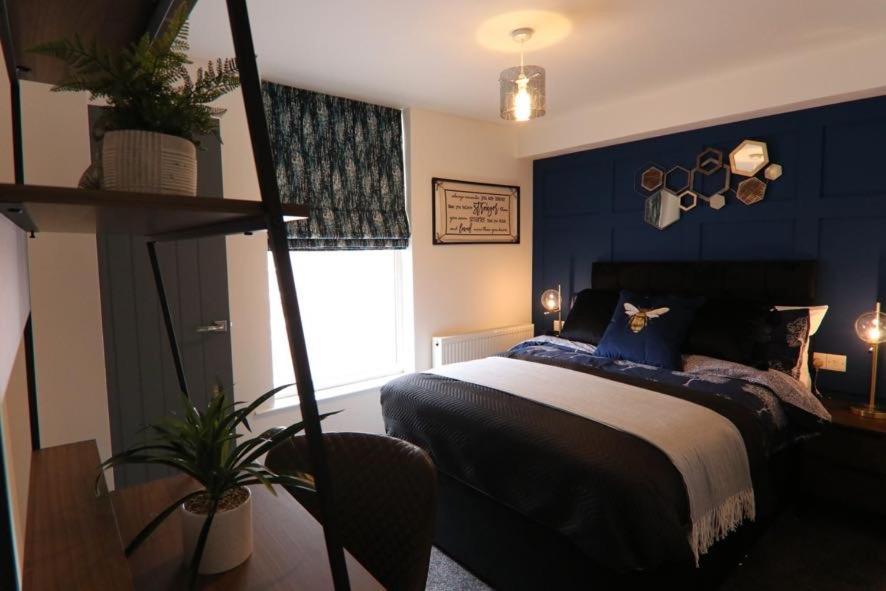 Boutique 5 Bed Home On Birdwell Road - Free Parking Sheffield Exterior foto